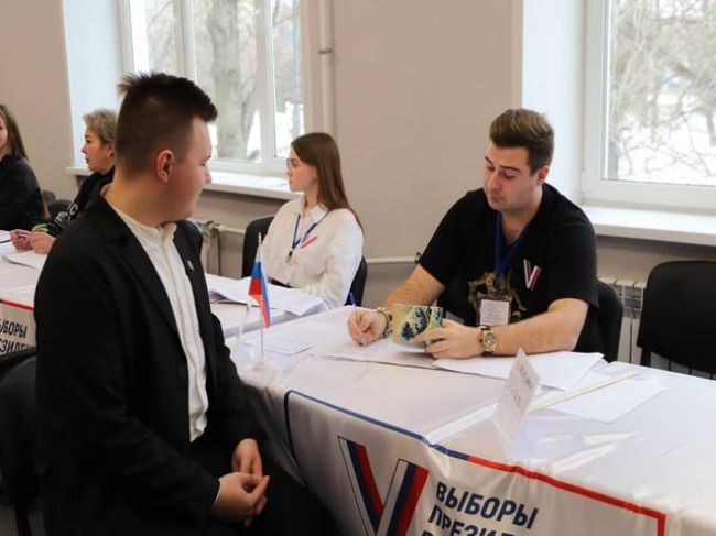 Впервые голосующие на выборах Президента РФ в Тульской области получают сертификаты