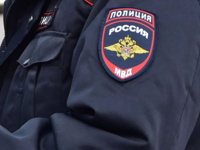 Дончанка украла у пенсионера 4 тысячи рублей