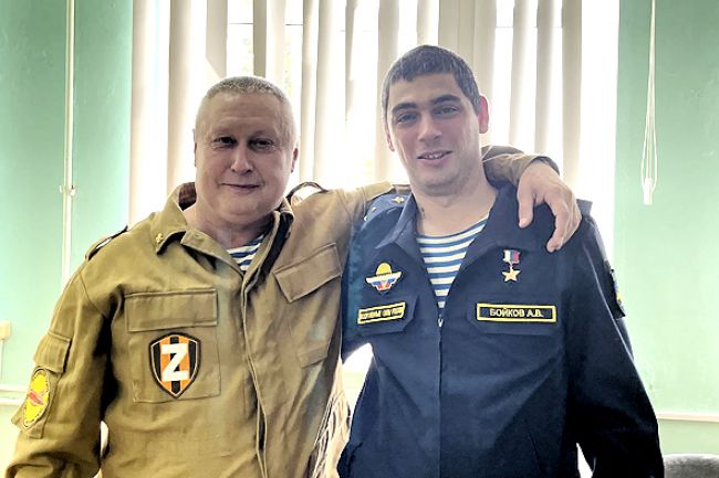 Иван Токмаков: «Нужна контрактная и профессиональная армия» Иван Токмаков: «Нужна контрактная и профессиональная армия»