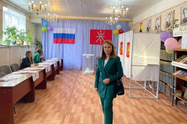 Елена Шмелева в Кимовске посетила четыре избирательных участка