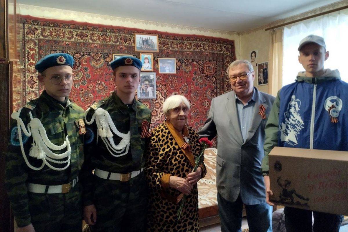 Александр Филимонов: Военнослужащие с благодарностью принимают помощь с малой родины