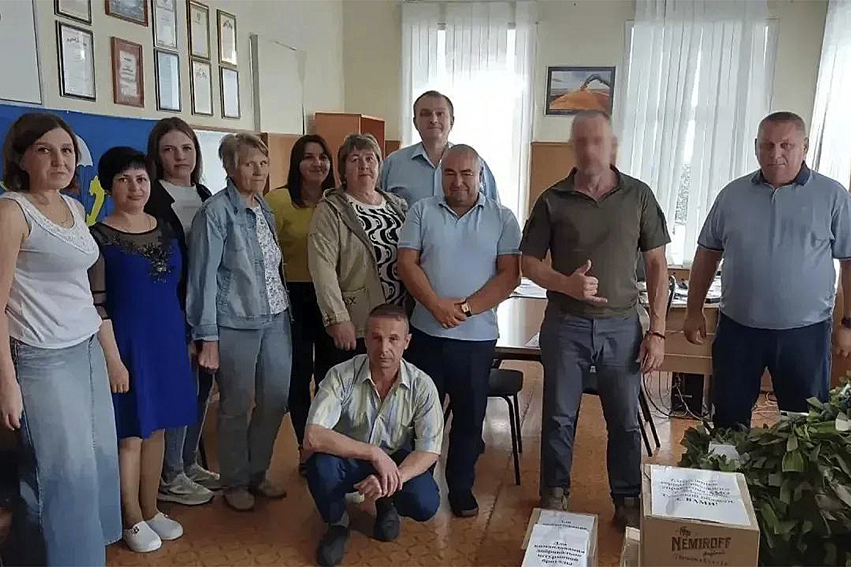 Жители области продолжают собирать гуманитарную помощь для участников СВО