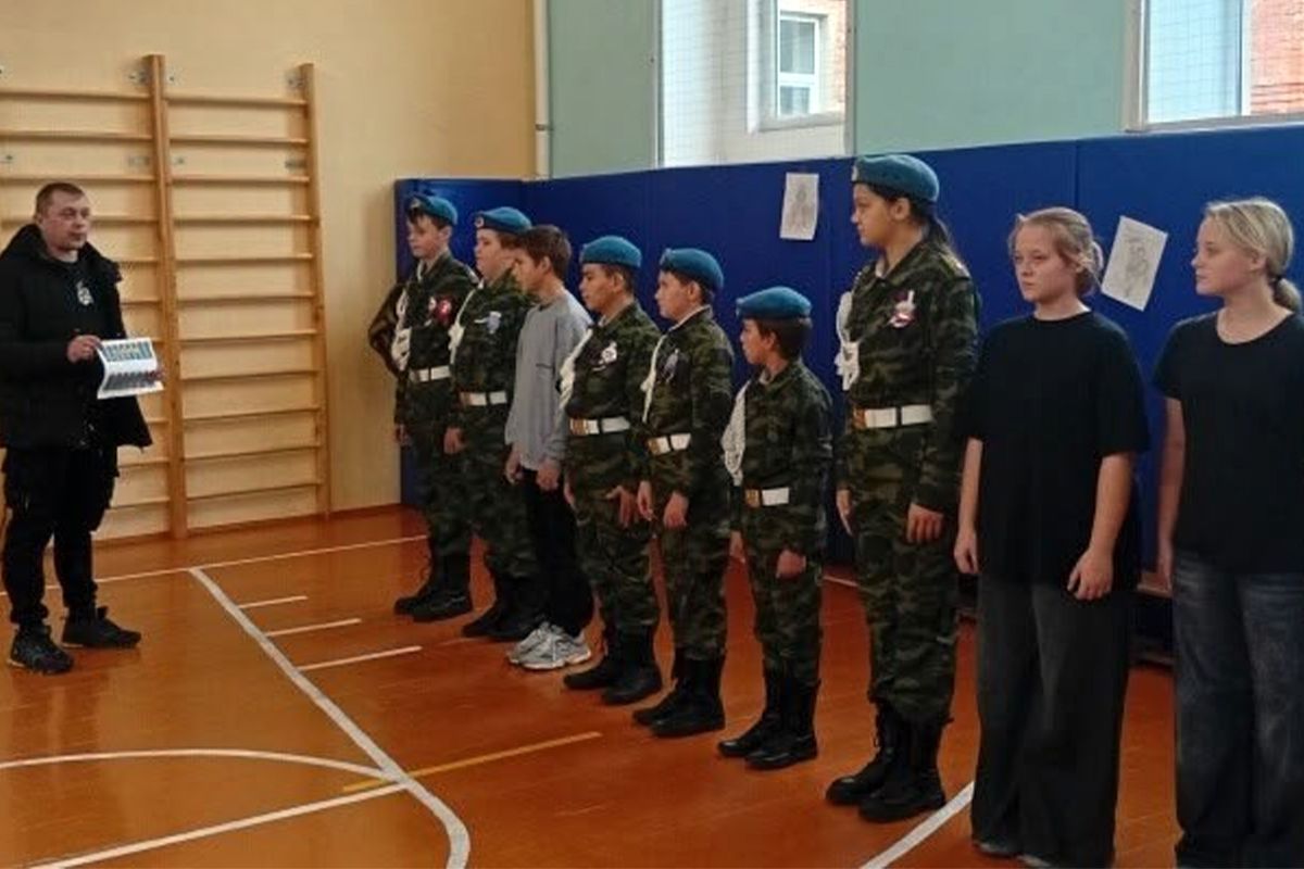 Ветеран СВО из Новогуровского: Важную работу выполняют наши добровольцы-контрактники Ветеран СВО из Новогуровского: Важную работу выполняют наши добровольцы-контрактники