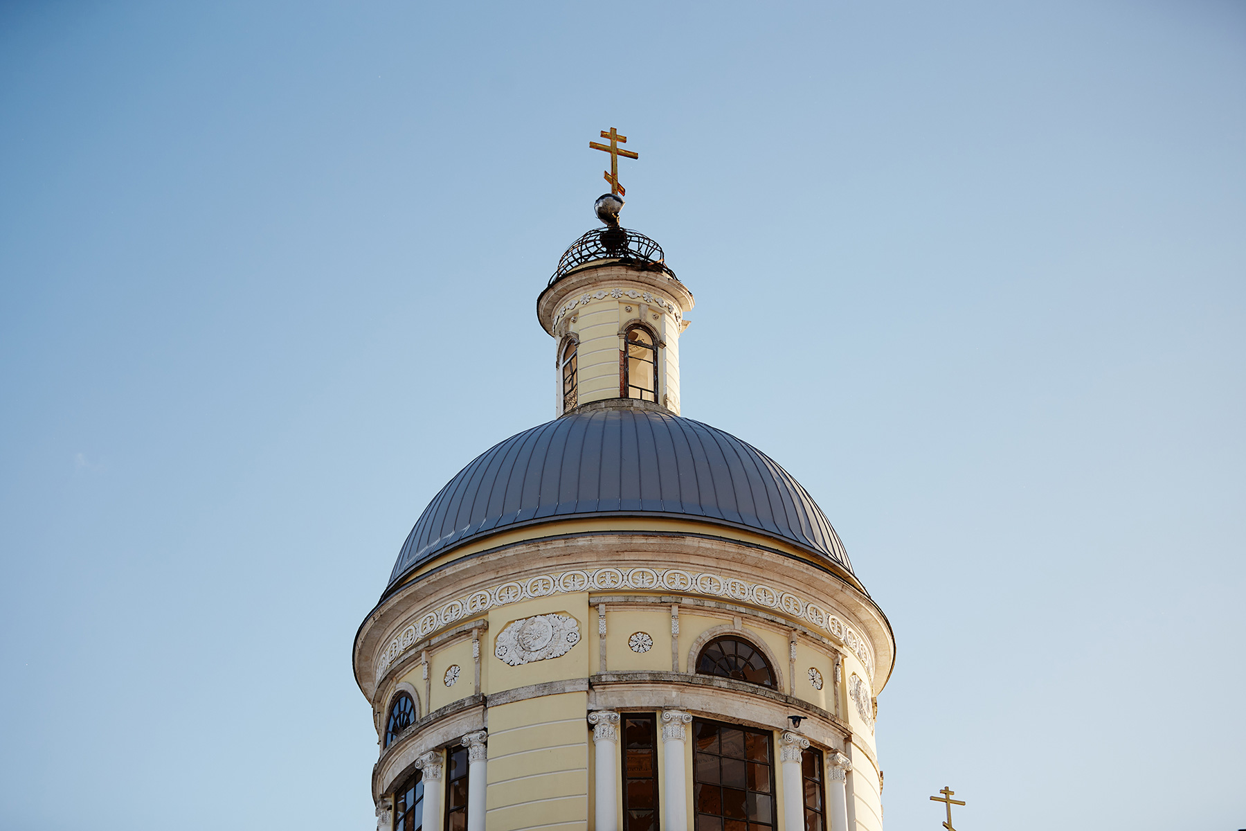 В Свято-Никольском храме в Епифани начались восстановительные работы В Свято-Никольском храме в Епифани начались восстановительные работы