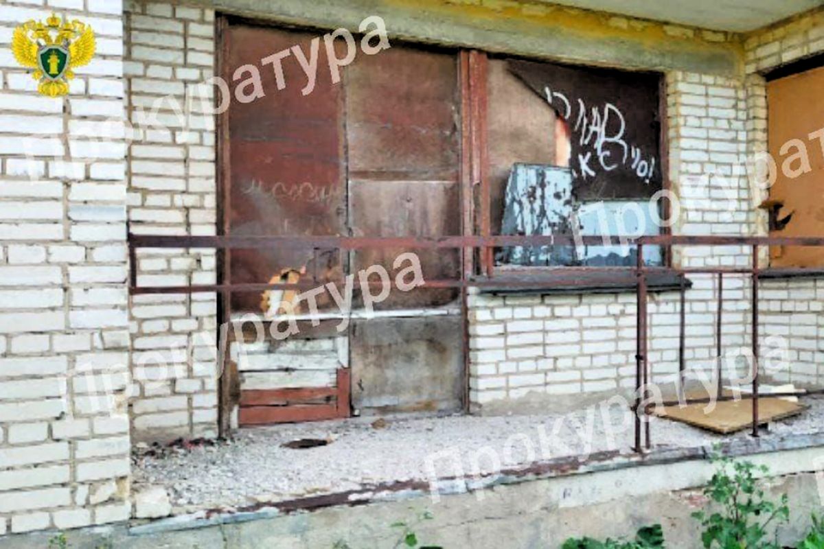 В Киреевском районе многоквартирный дом находится в плачевном состоянии