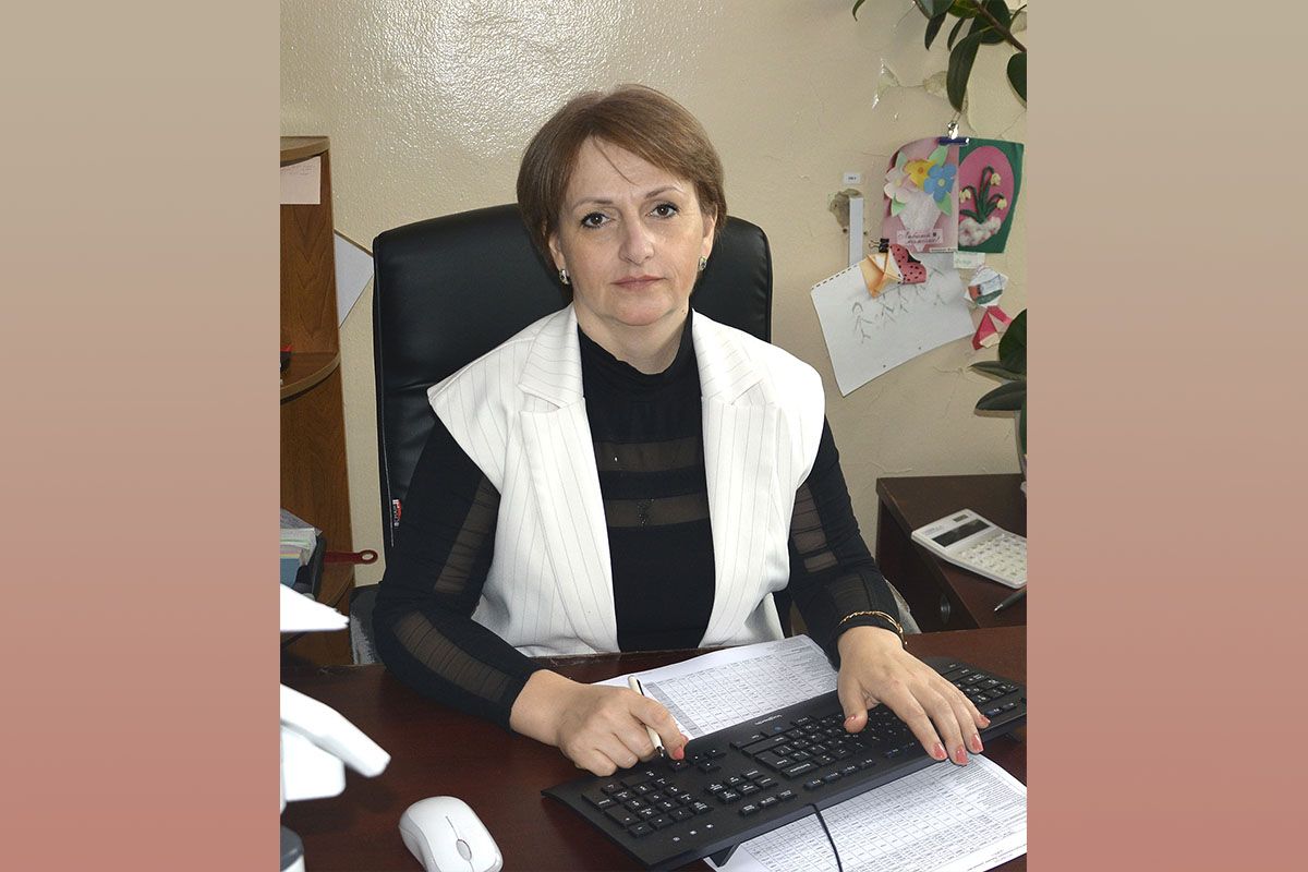 Елена Антонова: «Вопросы местного значения решаем за счёт районного бюджета»
