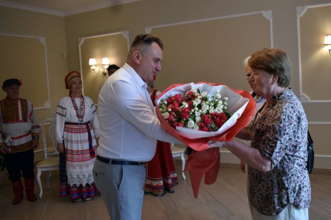 Супругам Панфёровым из Дубны вручили медаль «За любовь и верность»
