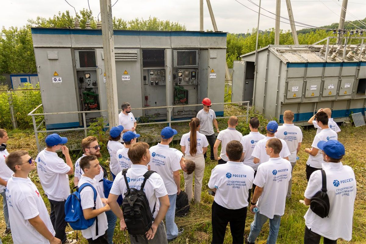 Будущие энергетики побывали на учебном полигоне «Тулэнерго» в Советске