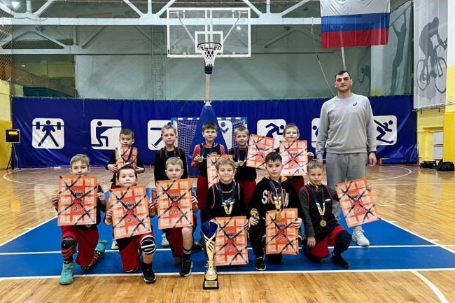 Юные баскетболисты Дубны приняли участие в открытом турнире города Новомосковск по баскетболу