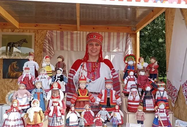 Куклы дубенской мастерицы стали лучшими на «Русском поле»