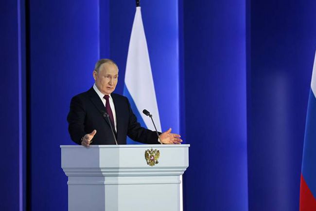 Владимир Путин готовит послание Федеральному собранию РФ
