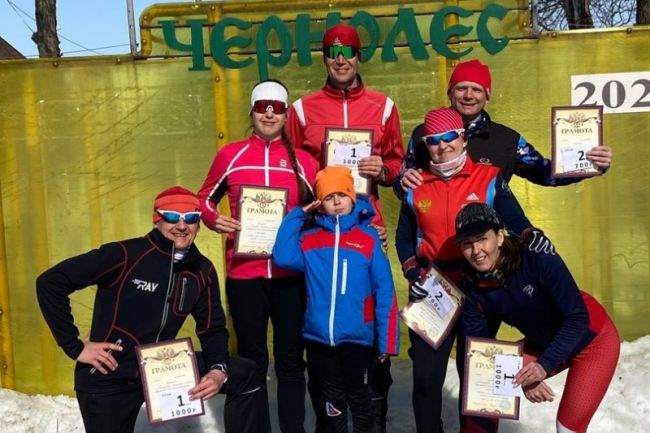 Ефремовским лыжникам покорились дистанции в весеннем марафоне в селе Чернолес