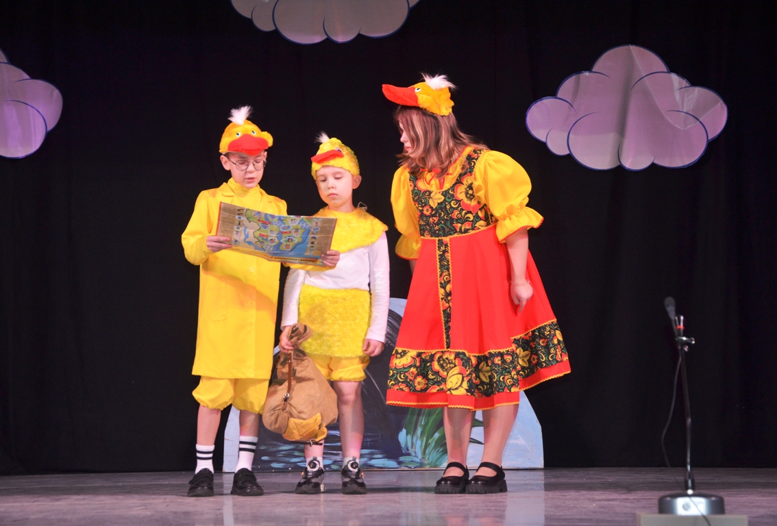 Ефремовской детворе понравилась сказка про утиное государство