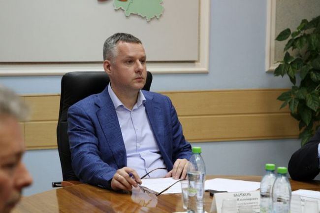 Депутат Тульской облдумы Бычков: «Траты на образование должны в перспективе окупаться в экономике»