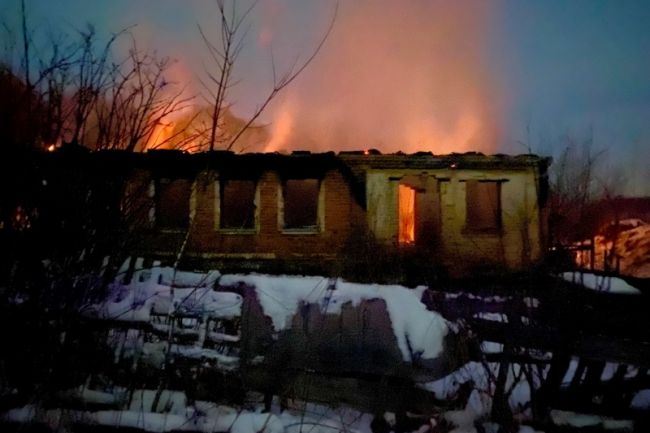 В городском округе Ефремов при пожаре погиб 42-летний мужчина