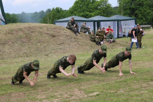 Юноши из Ефремова отправились на учебные военные сборы