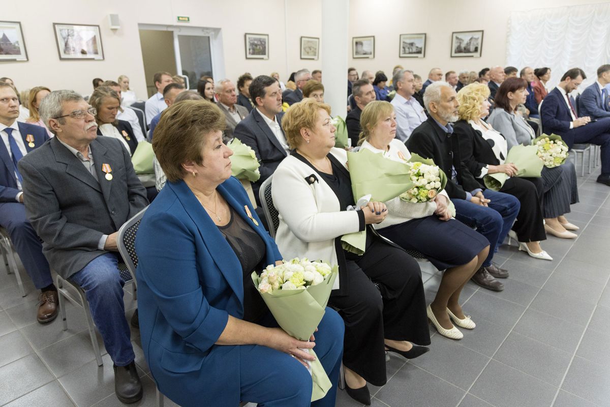Тулякам, внесшим вклад в развитие региона, вручили награды