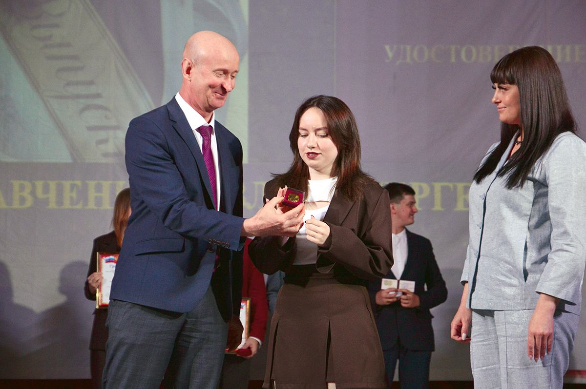 В Ефремове состоялось торжественное мероприятие в честь медалистов
