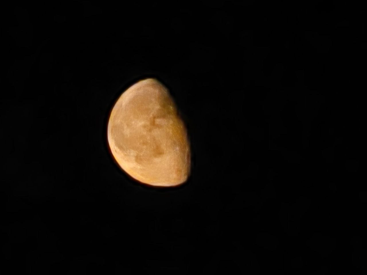 Последнее суперлуние уходящего года