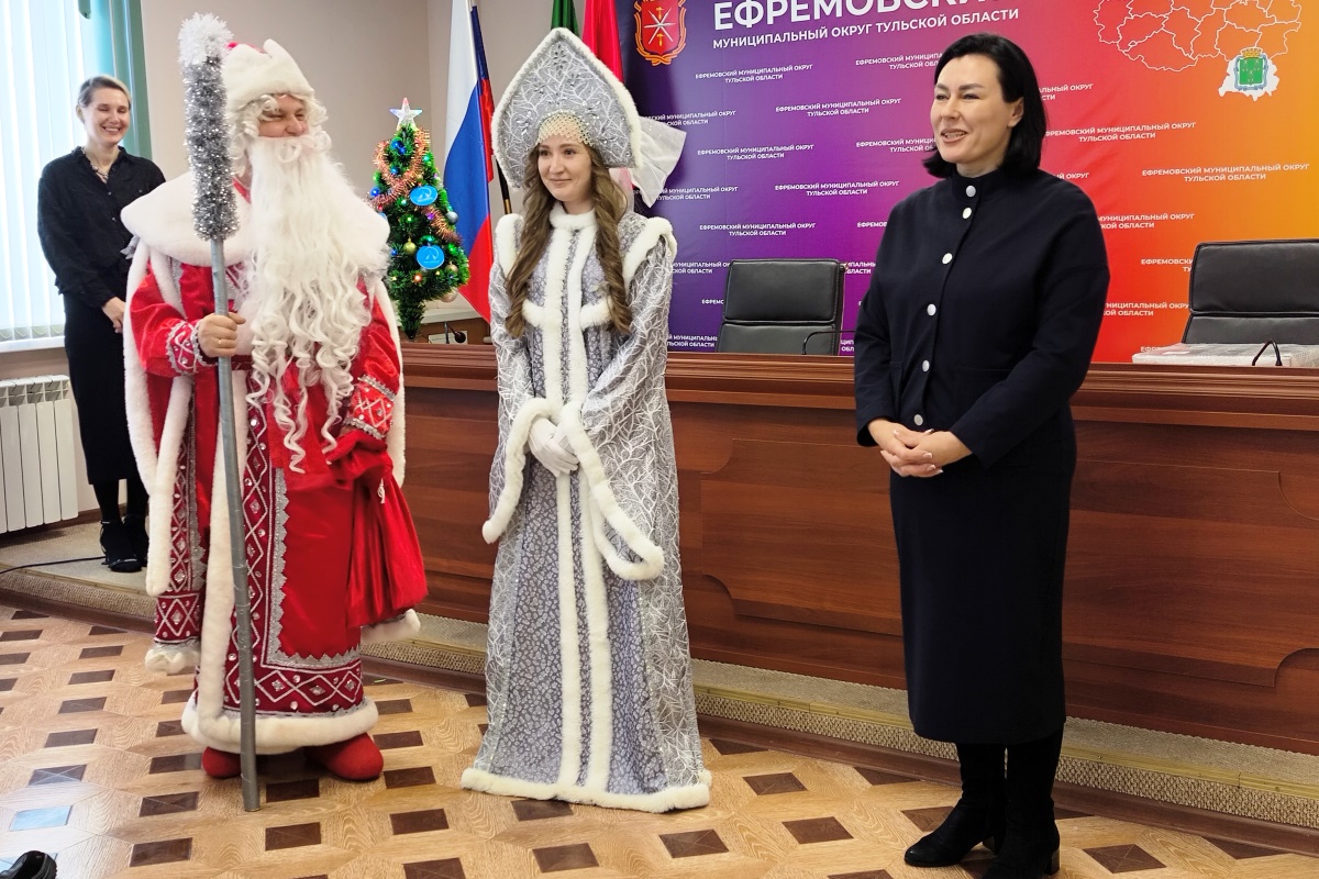 В рамках благотворительной акции «Елка желаний» были исполнены заветные мечты юных ефремовцев В рамках благотворительной акции «Елка желаний» были исполнены заветные мечты юных ефремовцев