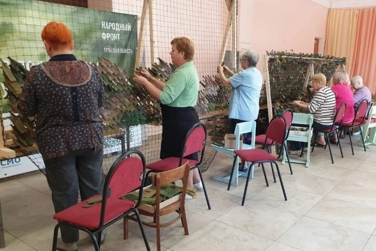 В Приупском Киреевского района теперь плетут маскировочные сети на двух станках