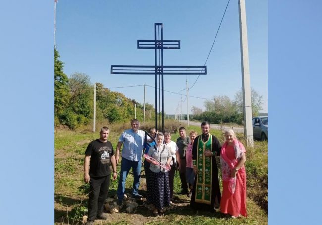 На въезде в село Шилово установили Поклонный крест