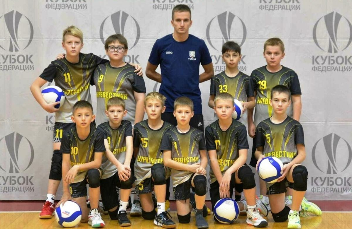 Ефремовские волейболисты вышли в полуфинал всероссийского турнира