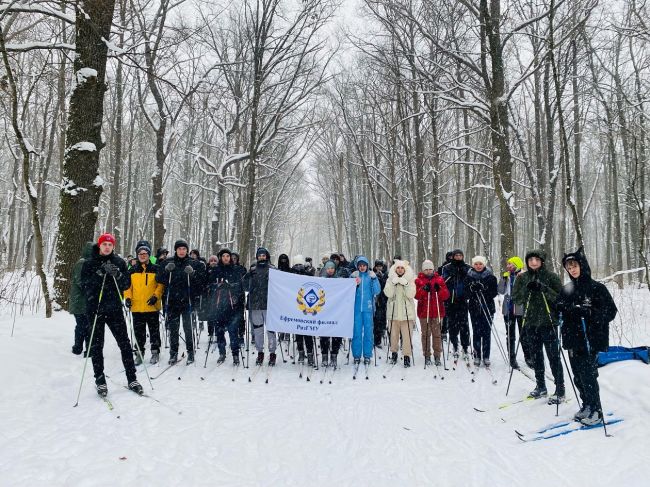 Ефремовские студенты встали на лыжи