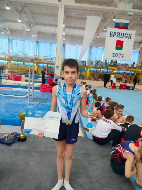 Ефремовкий гимнаст занял призовое место на соревнованиях в Брянске