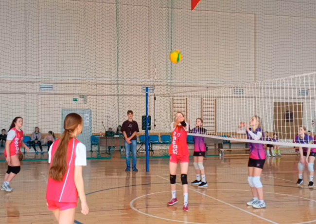 В Ефремове прошел турнир по волейболу в рамках детской областной лиги