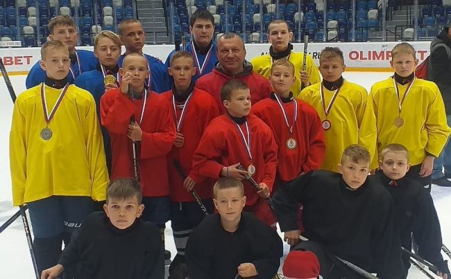 Ефремовские хоккеисты стали призерами соревнований