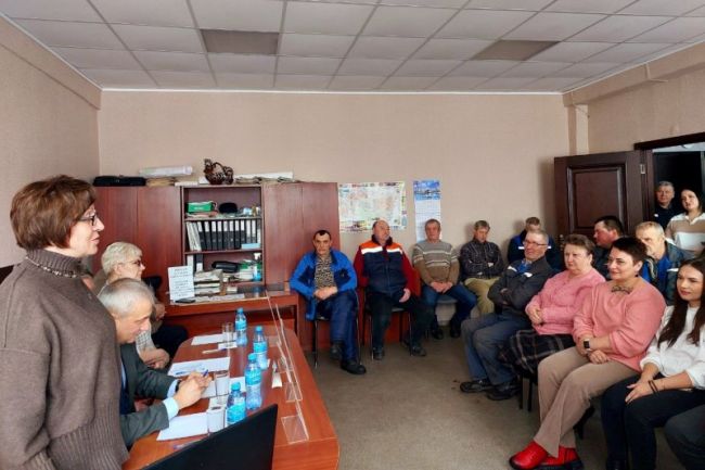 В Ефремове продолжаются встречи представителей власти с трудовыми коллективами