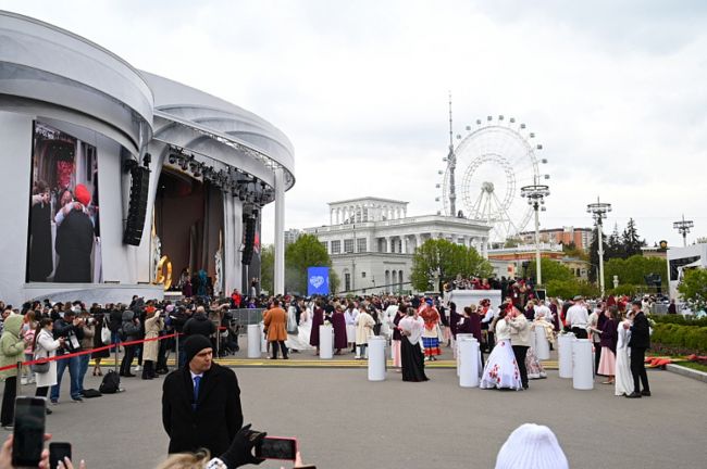 Пары из тульского региона примут участие в свадебной церемонии на Всероссийском свадебном фестивале на ВДНХ