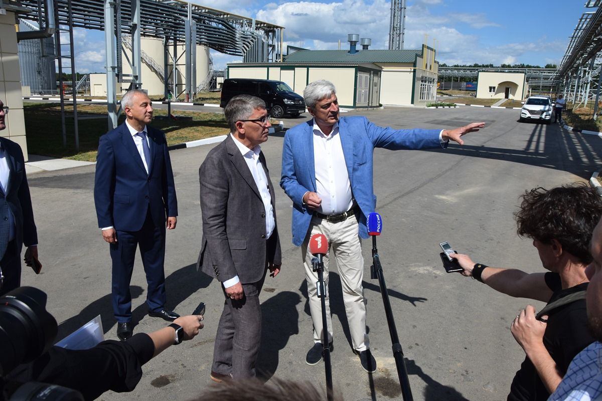 Дмитрий Миляев посетил Тульский завод растительных масел в Ефремове