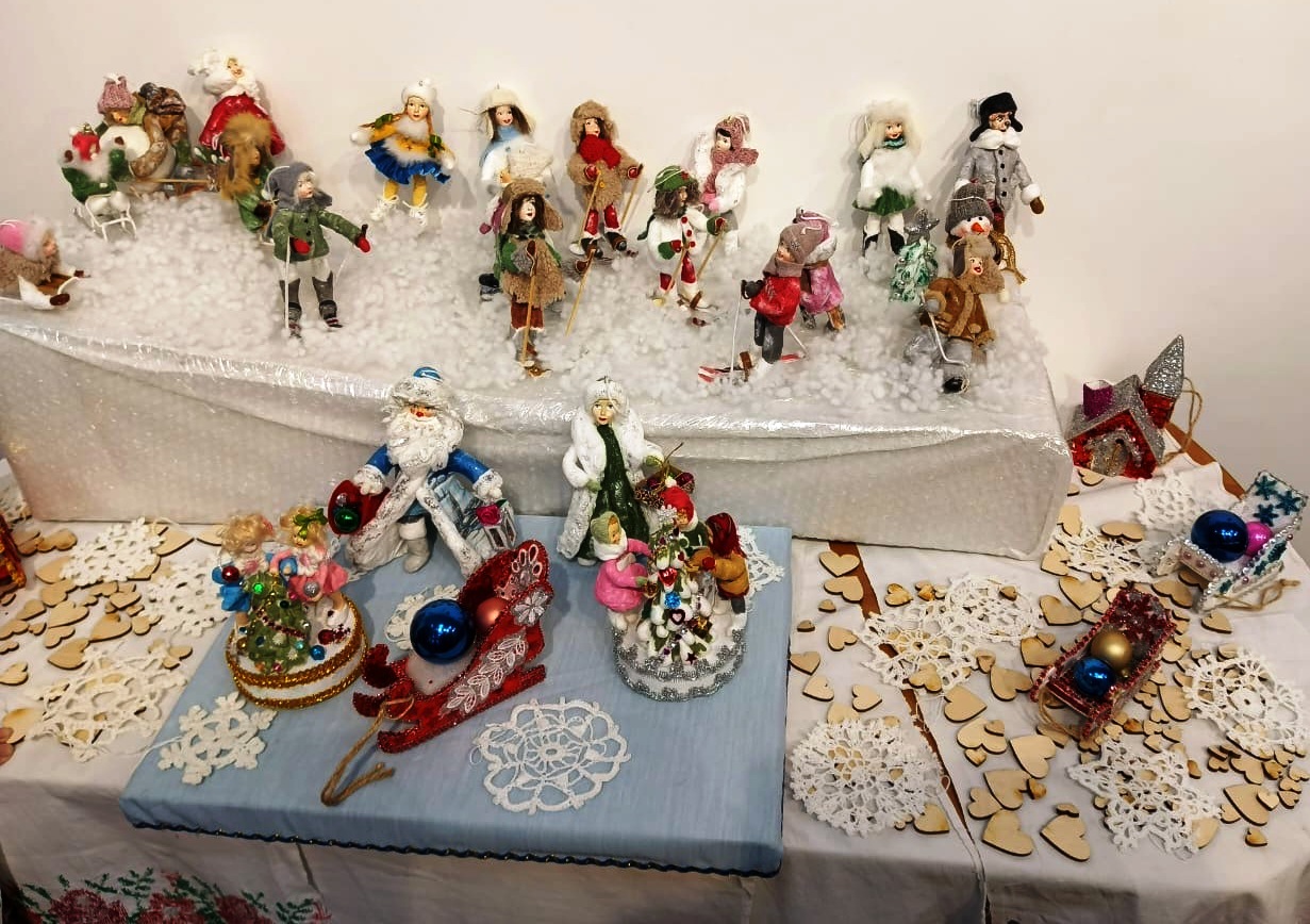 Великолепные игрушки делают своими руками ефремовские мастерицы