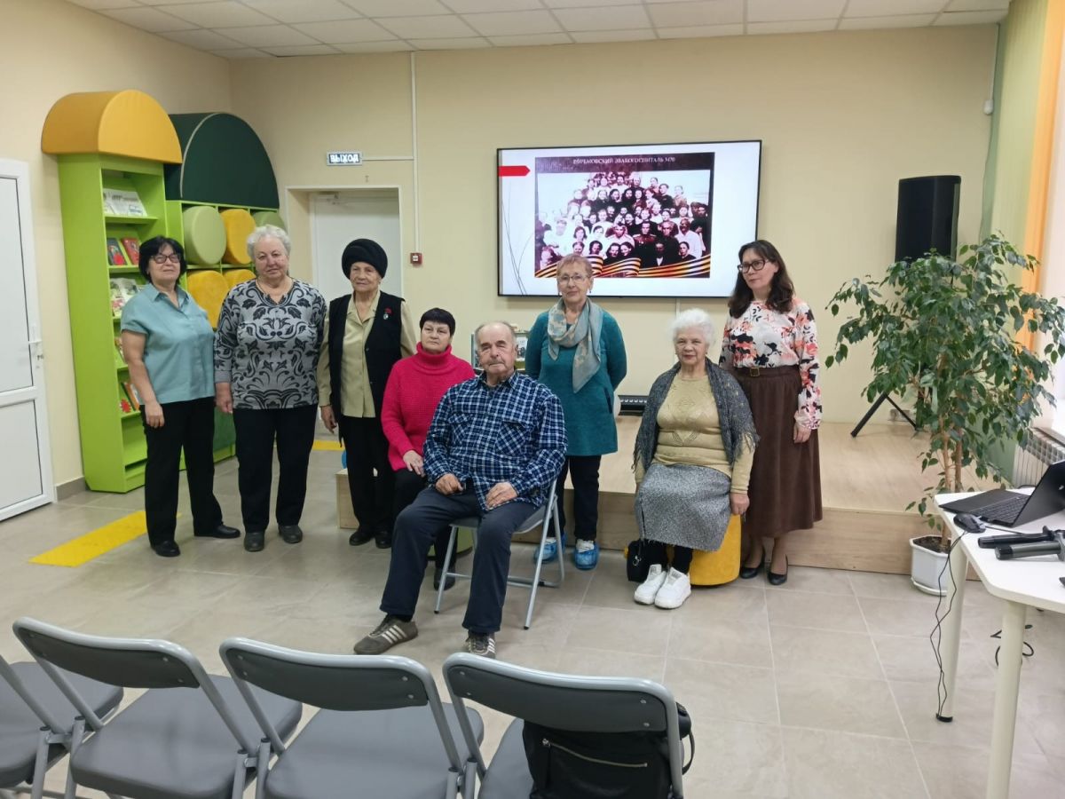 Старшему поколению рассказали о работе врачей в годы Великой Отечественной войны