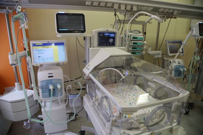 В Тульском перинатальном центре выходили новорожденную с экстремально низким весом