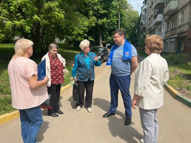 «Харизма, наглость, уверенность в себе». Футболист Сибскана рассказал, чему научился у Петра Яна