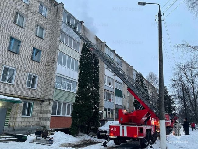 Утро вторника в Ефремове началось с пожара в многоквартирном доме