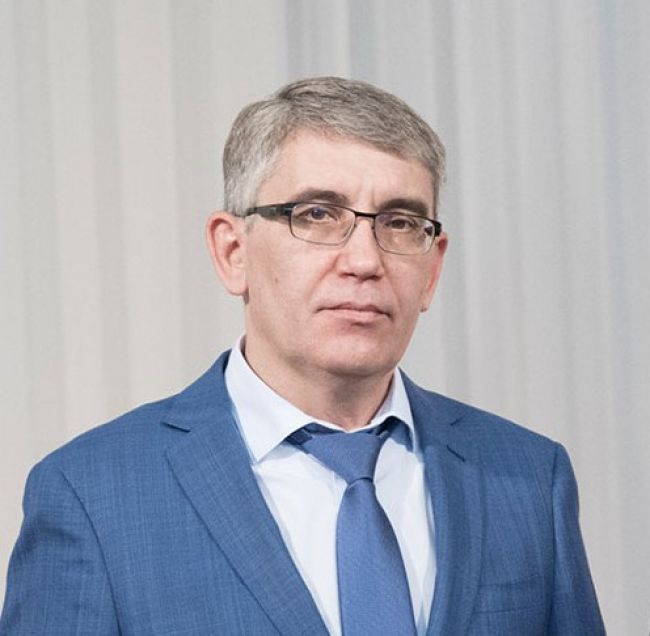Дмитрий Миляев поздравил работников легкой промышленности с профессиональным праздником