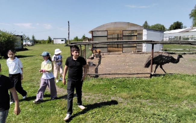 Каникулы бучальские школьники начали с посещения Епифанова подворья Каникулы бучальские школьники начали с посещения Епифанова подворья