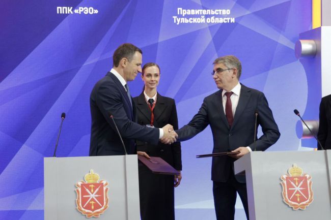 ПМЭФ-2024: Дмитрий Миляев подписал соглашение с «Российским экологическим оператором»