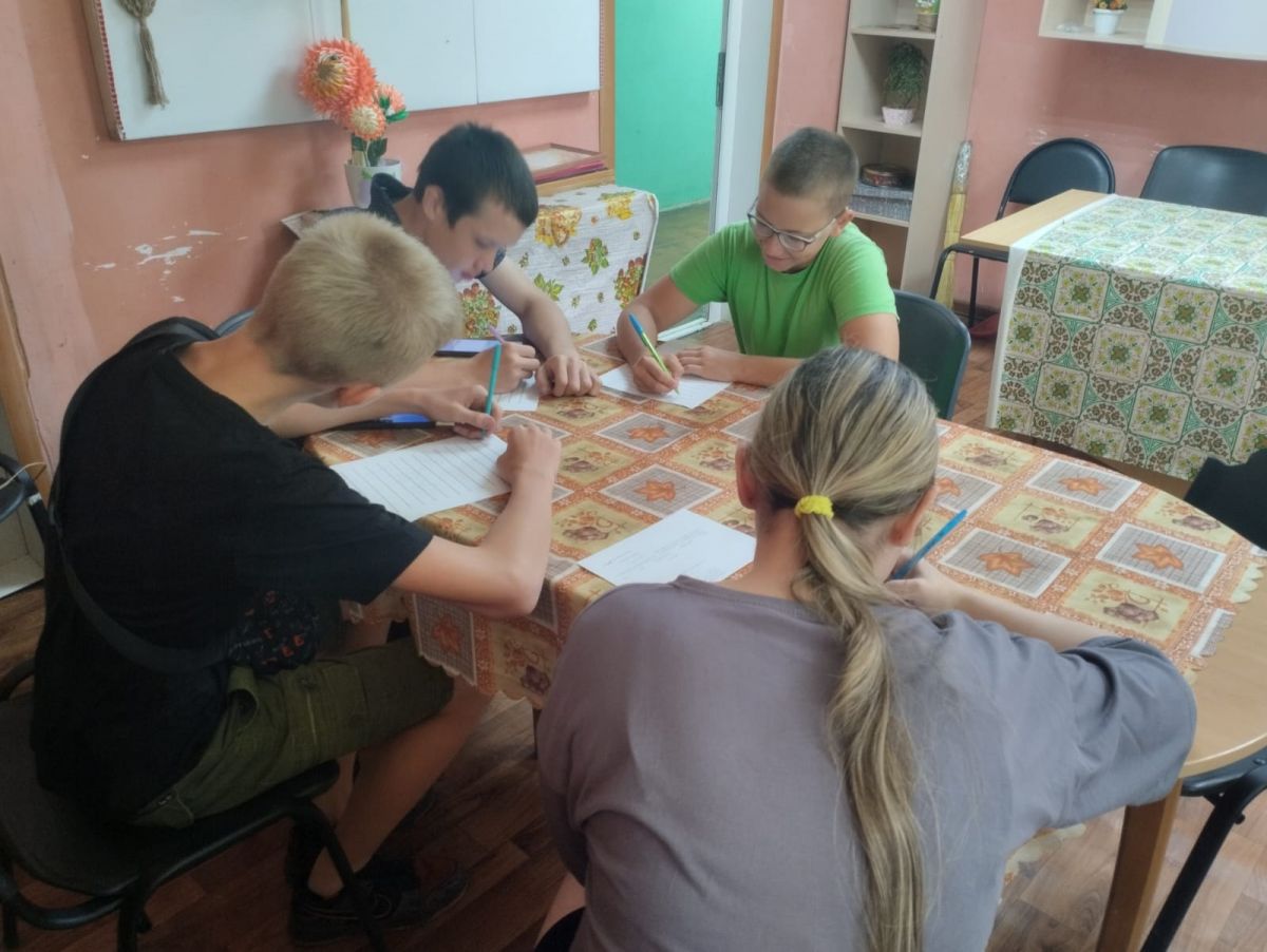 Молодые жители Кимовского района поддерживают участников СВО