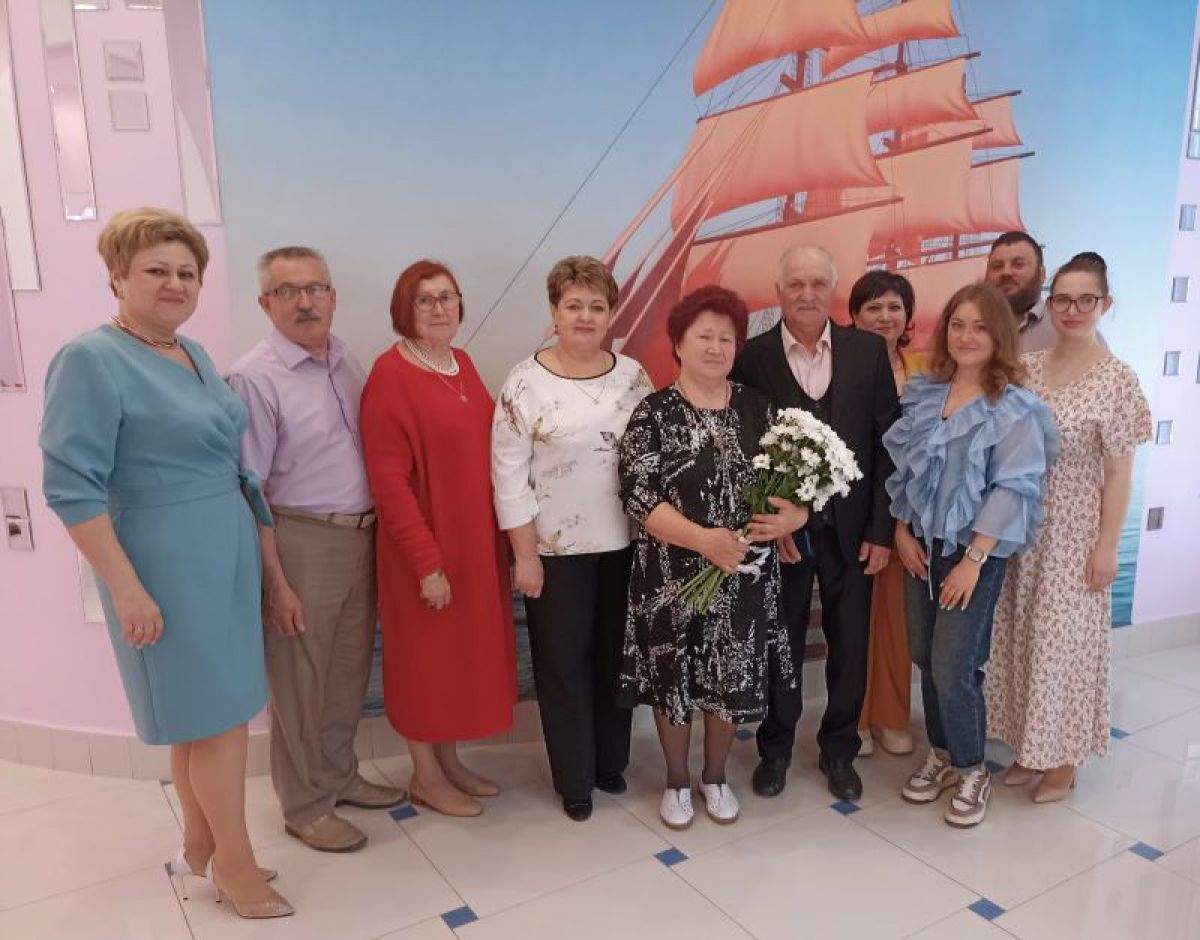 Золотые страницы семейной летописи