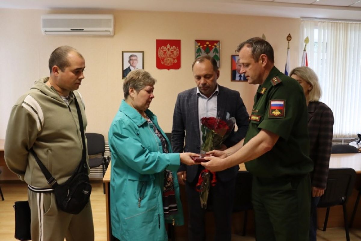 Орден Мужества – за подвиг: в Кимовском районе почтили память героя СВО