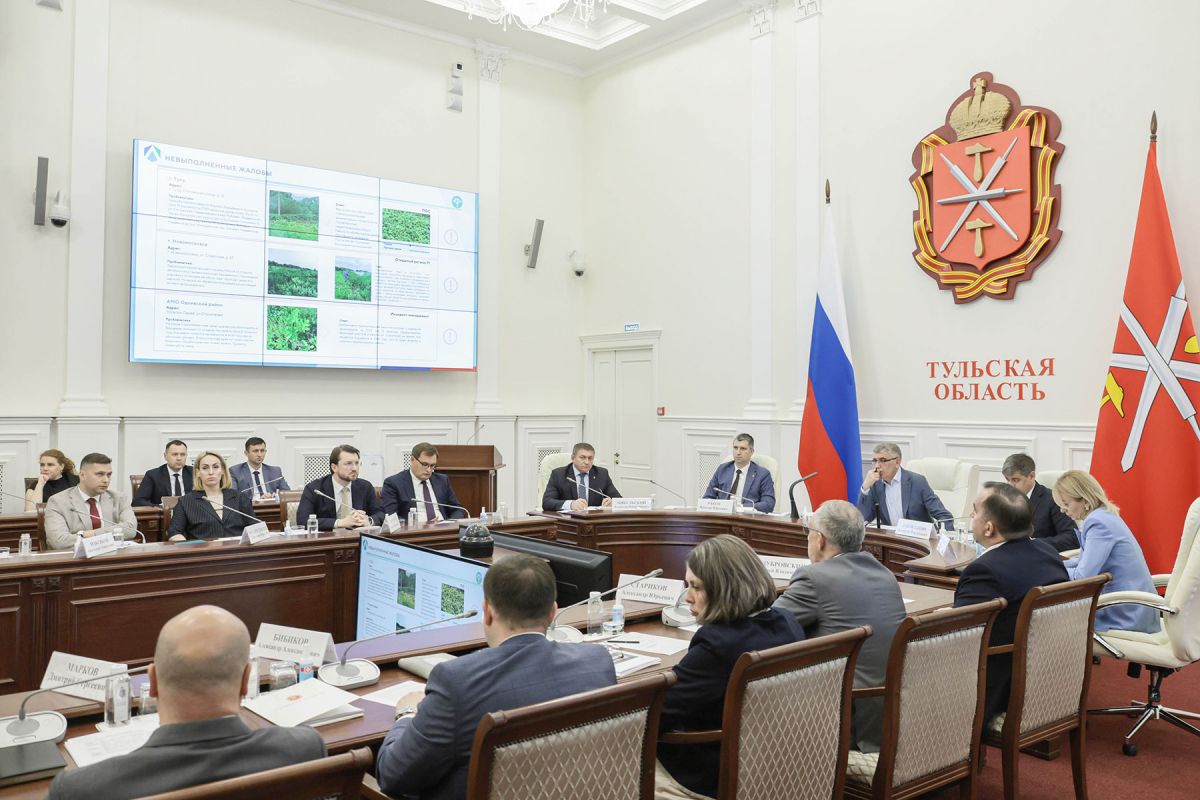 Дмитрий Миляев рассмотрел обращения жителей региона Дмитрий Миляев рассмотрел обращения жителей региона