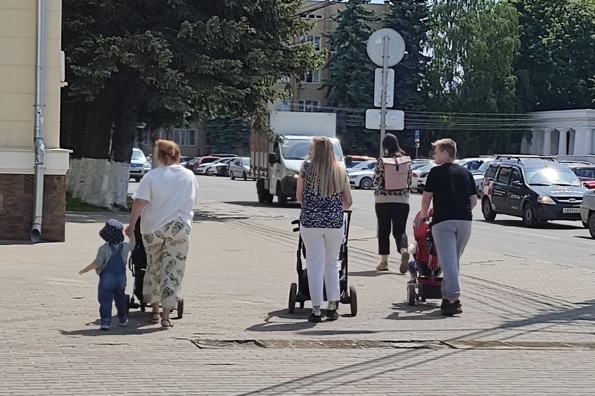 Дмитрий Миляев поднял вопрос о женских консультациях Дмитрий Миляев поднял вопрос о женских консультациях