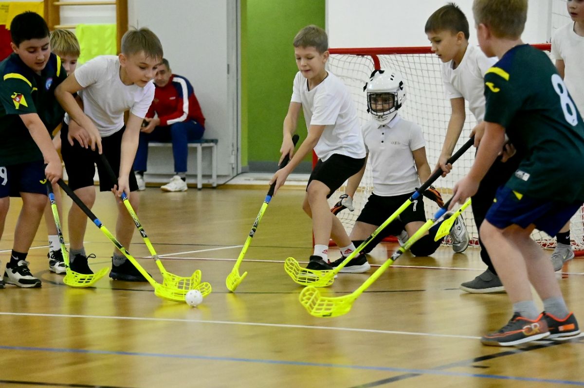Старт муниципального этапа Первенства по флорболу не разочаровал Старт муниципального этапа Первенства по флорболу не разочаровал