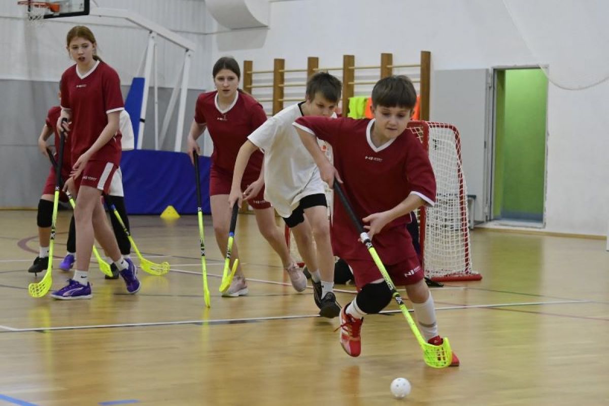 Путевку в финал получили команды Кимовской школы и школы № 7 Путевку в финал получили команды Кимовской школы и школы № 7