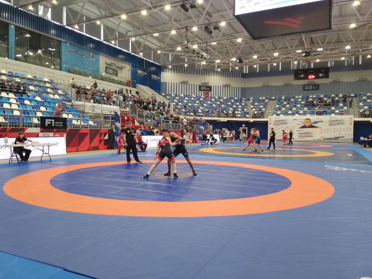 Дмитрий Миляев: «Открыли Всероссийские соревнования по греко-римской борьбе» Дмитрий Миляев: «Открыли Всероссийские соревнования по греко-римской борьбе»